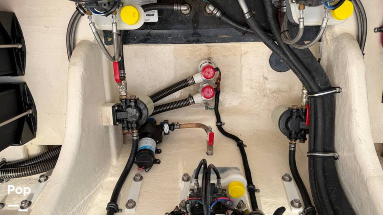 A photo of this 2026 Velocity 290SC
