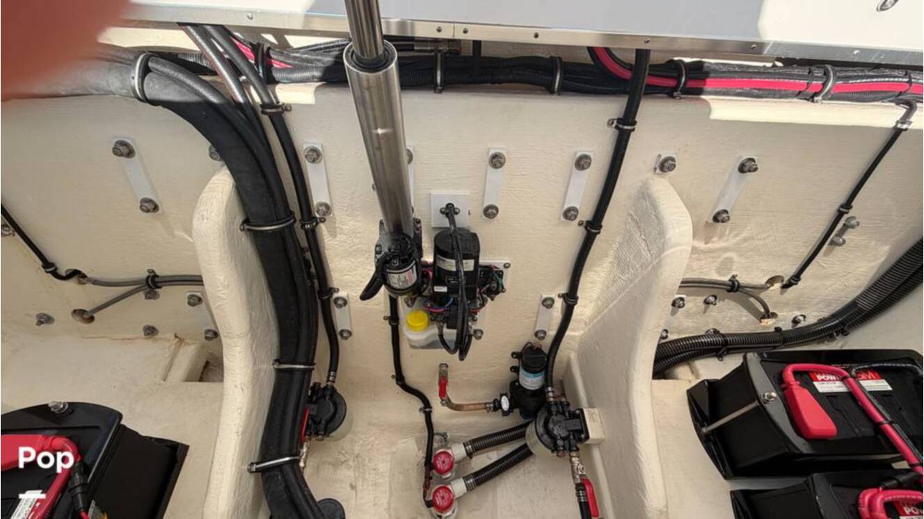 A photo of this 2026 Velocity 290SC