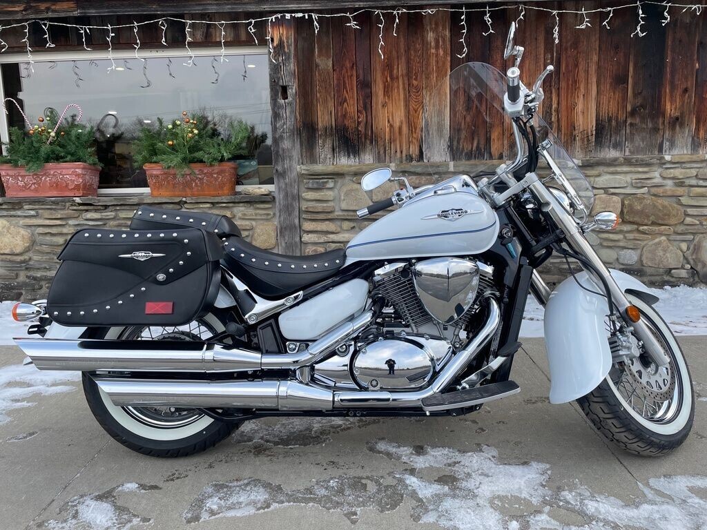 2022 Suzuki Boulevard C50T C50 T in Hornell, NY