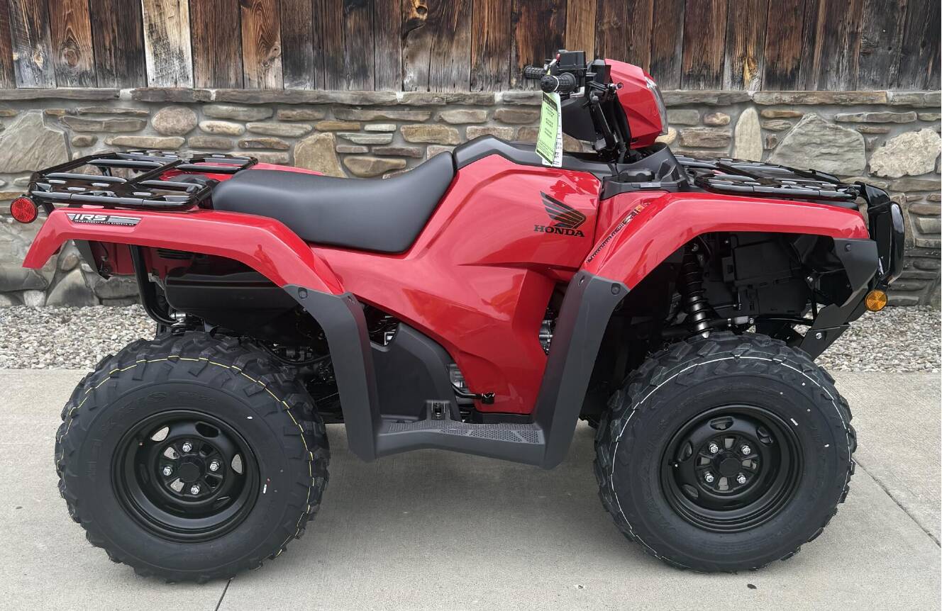 A photo of this 2027 Honda Honda Foreman Rubicon 520 DCT/EPS