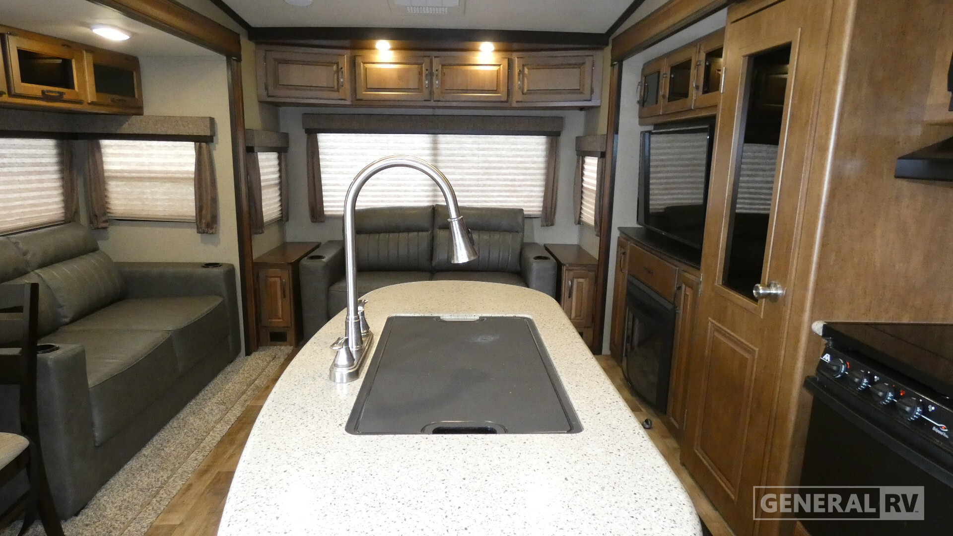 2017 Grand Design REFLECTION 303RLS in wixom MI