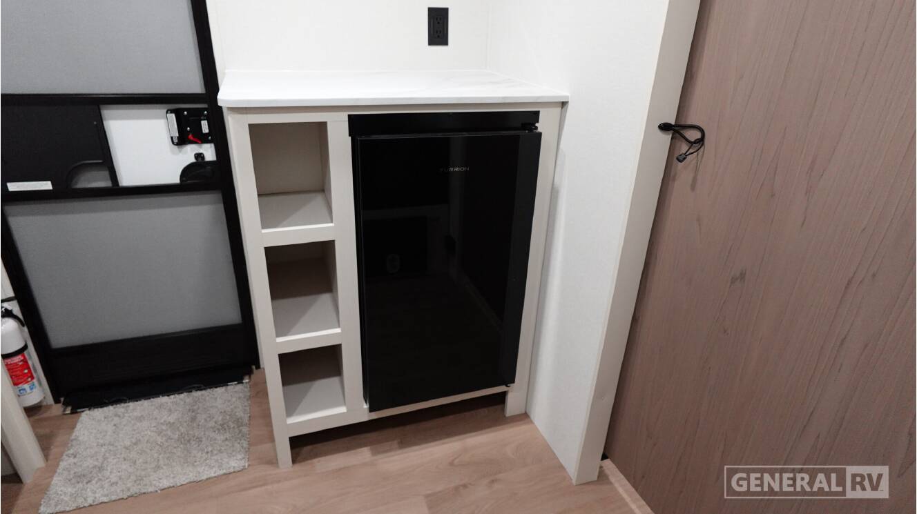 A photo of this 2027 Grand Design TRANSCEND LITE 121RBL