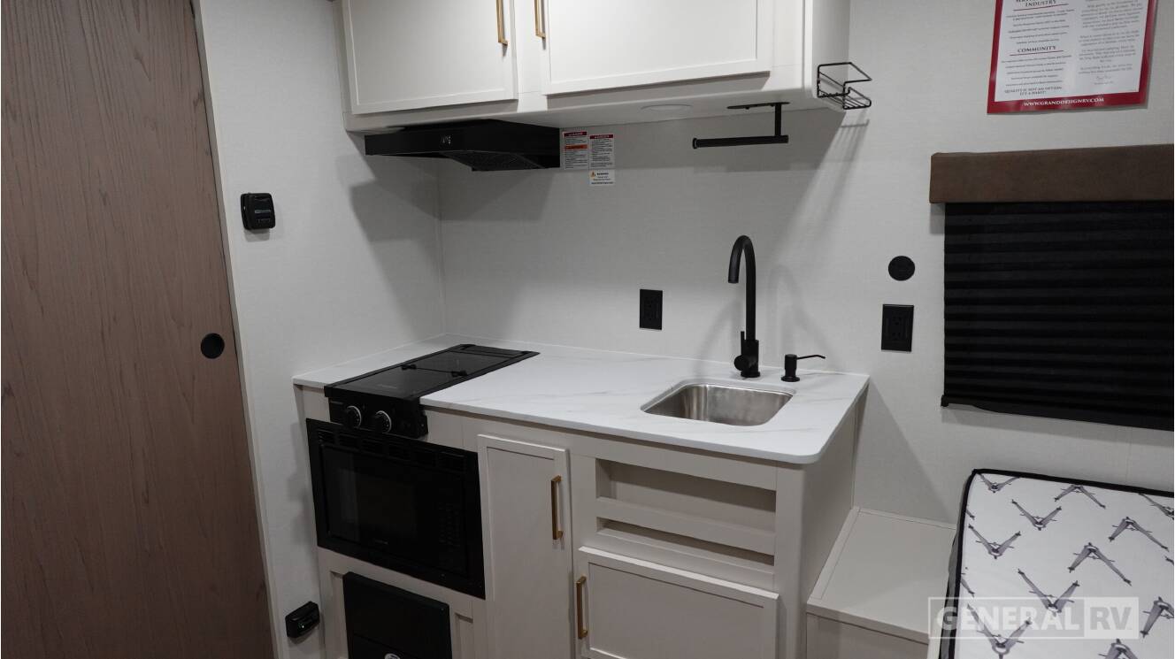 A photo of this 2027 Grand Design Transcend Lite 121RBL