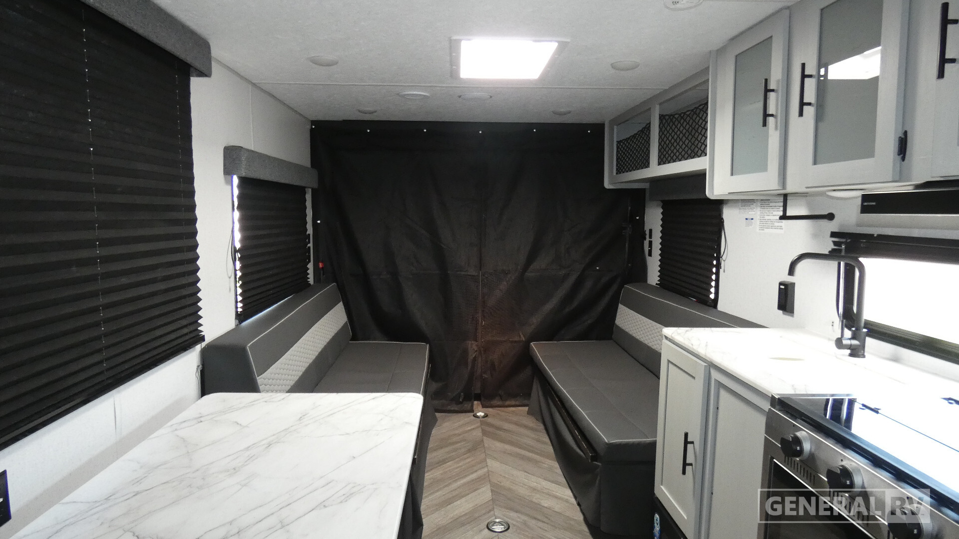 2022 Forest River SALEM FSX 260RT in dover FL