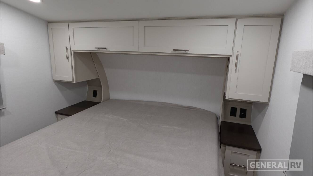 A photo of this 2027 Alliance Rv AVENUE 25RL