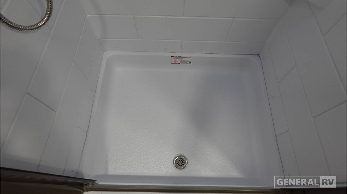 A photo of this 2027 Alliance Rv AVENUE 25RL