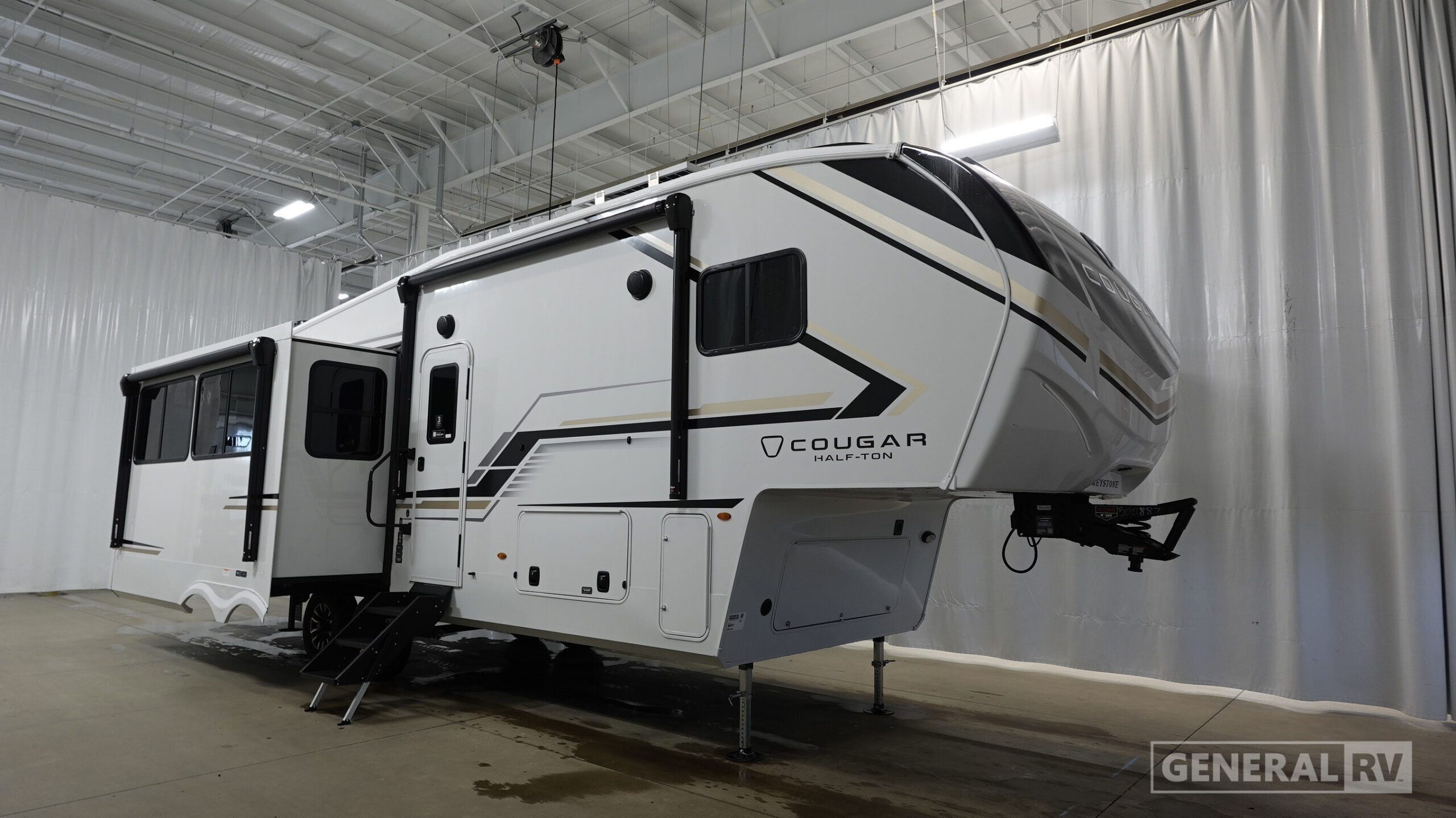 2027 Keystone COUGAR HALF-TON 28RLI RV