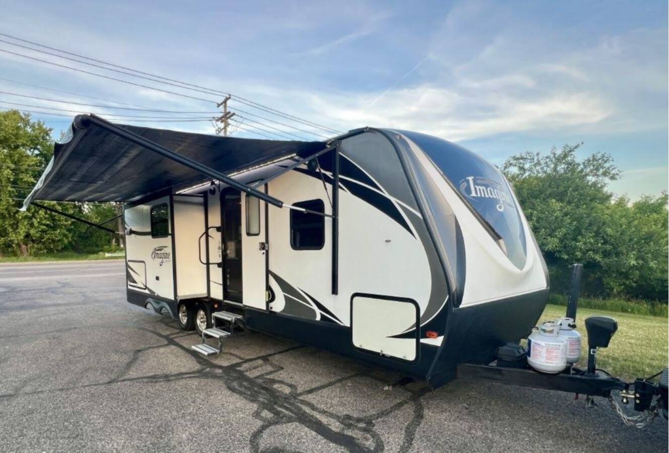 A photo of this 2018 Grand Design Imagine M-2670MK