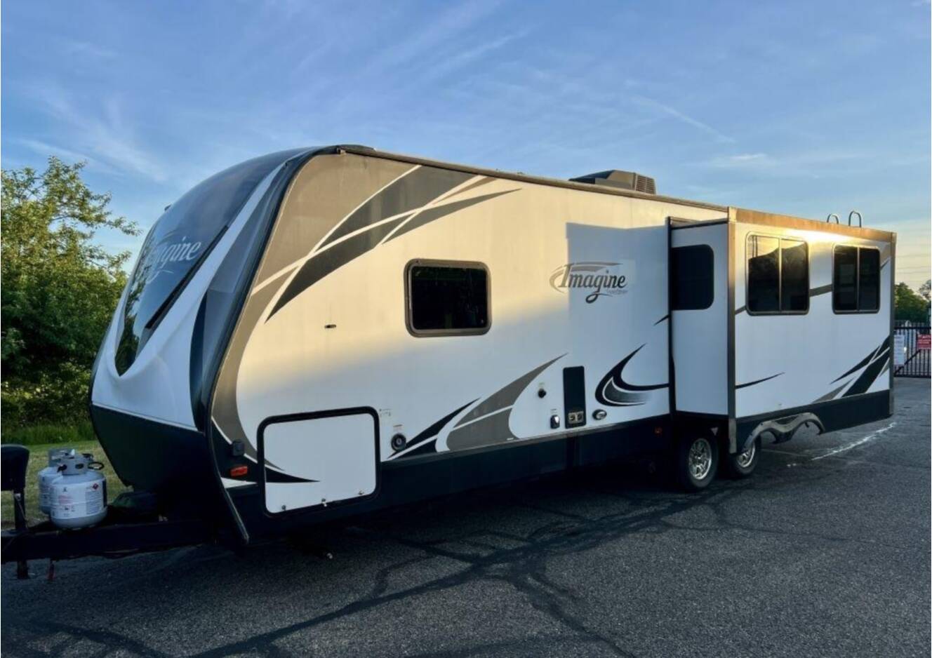 A photo of this 2018 Grand Design Imagine M-2670MK