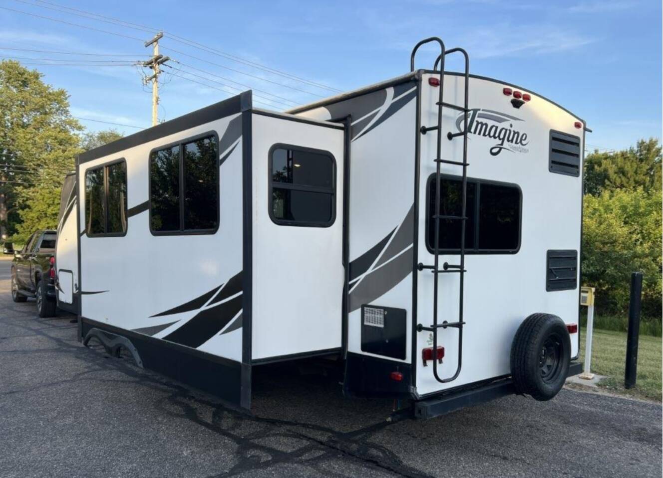 A photo of this 2018 Grand Design Imagine M-2670MK