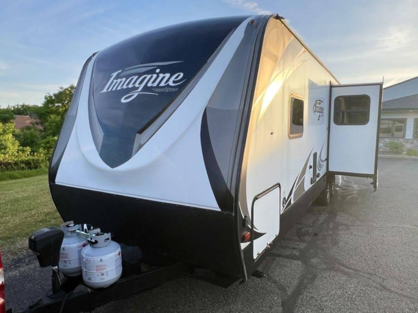 A photo of this 2018 Grand Design Imagine M-2670MK