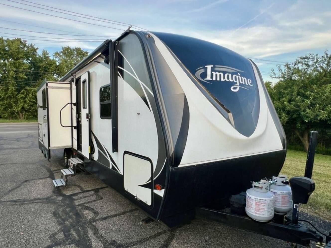 A photo of this 2018 Grand Design Imagine M-2670MK
