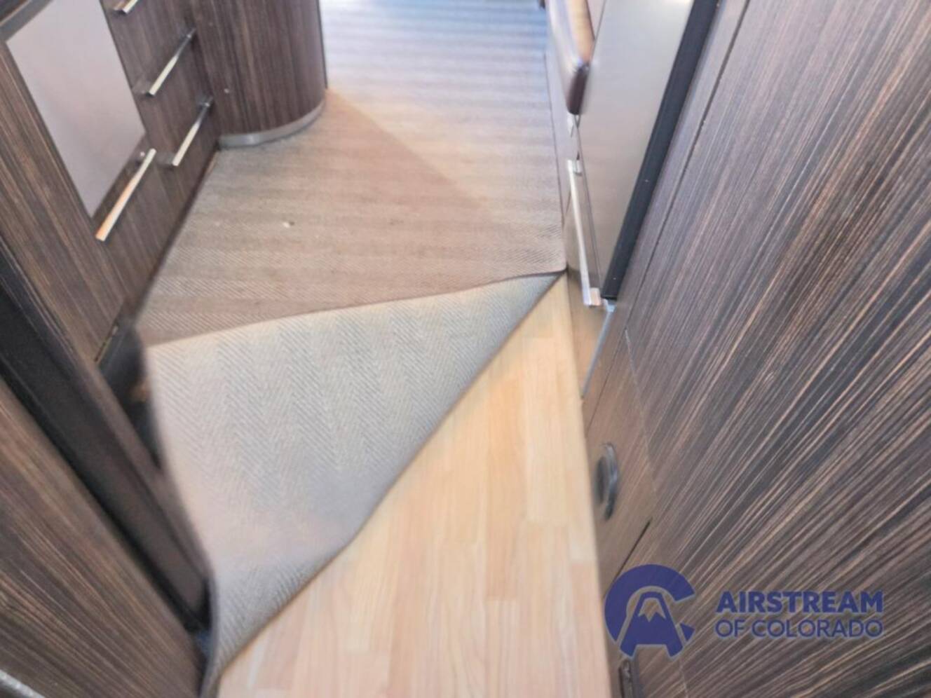 A photo of this 2016 Airstream International Signature 27FB Queen