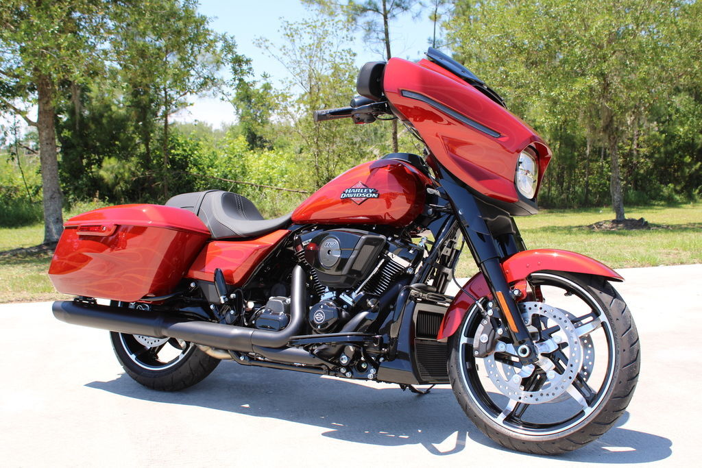 2025 Harley-Davidson® FLHX - Street Glide® FLHX in Savannah, GA