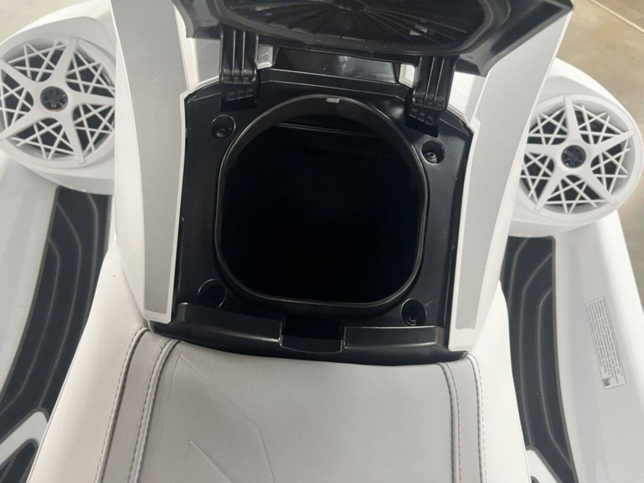 A photo of this 2026 Yamaha Waverunners GP HO with Audio