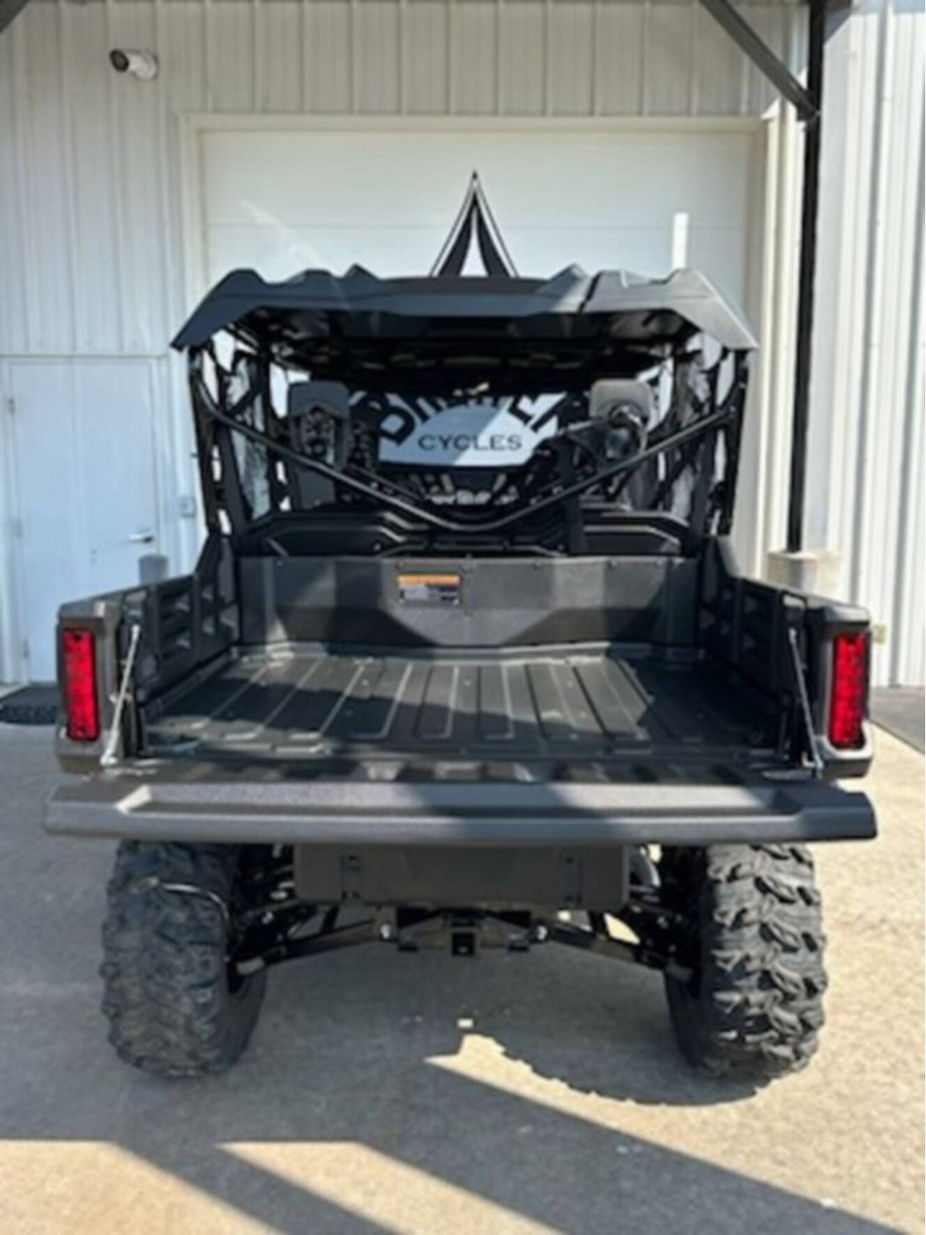 A photo of this 2025 Honda® Pioneer 1000-6 Deluxe Crew