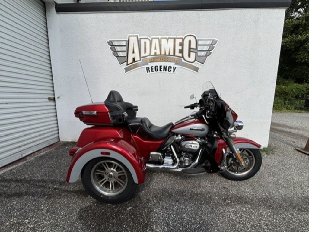 2019 Harley-Davidson® FLHTCUTG - Tri Glide® Ultra ULTRA CLASSIC in Regency Jacksonville, FL