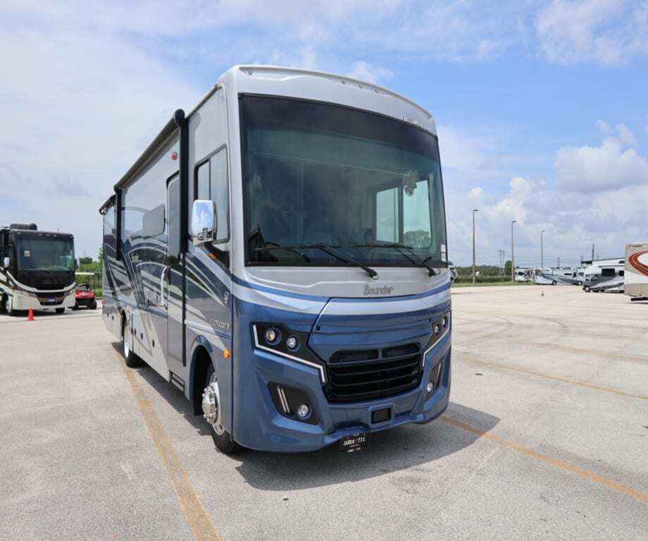 2026 Fleetwood BOUNDER 33C in port st. lucie FL