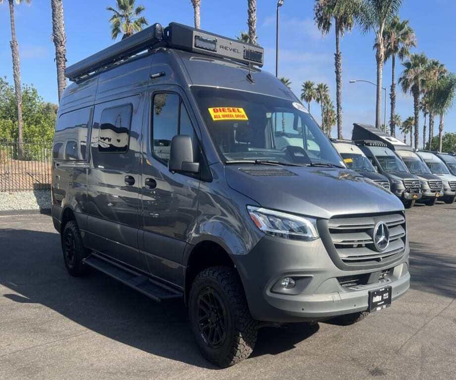 2027 Winnebago REVEL BMB44E-2.5-1 in san diego CA