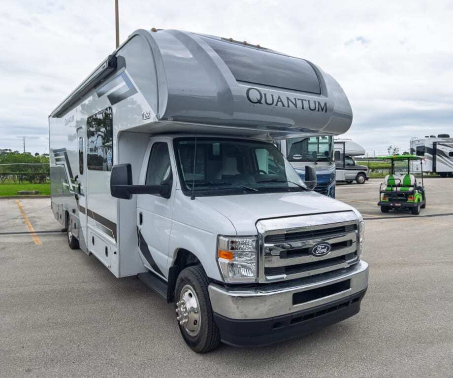 2027 Thor Motor Coach QUANTUM KW29 in sanford FL
