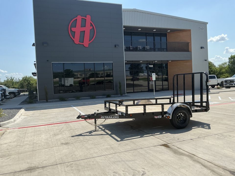 2027 PJ Trailers U7 in Paris, TX