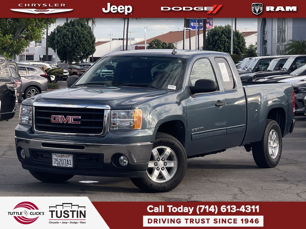 2011 GMC SIERRA in Tustin, CA