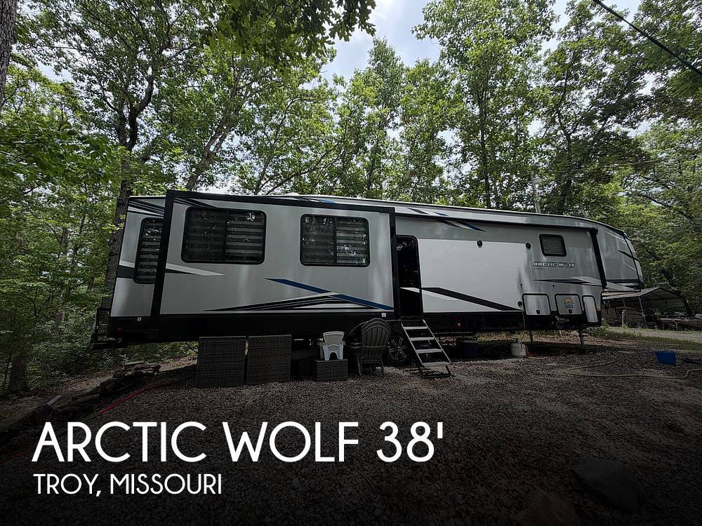 2022 Cherokee Arctic Wolf 3880SUITE RV