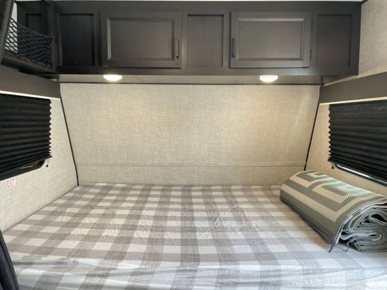 A photo of this 2022 Jayco Jay Flight SLX 184BS