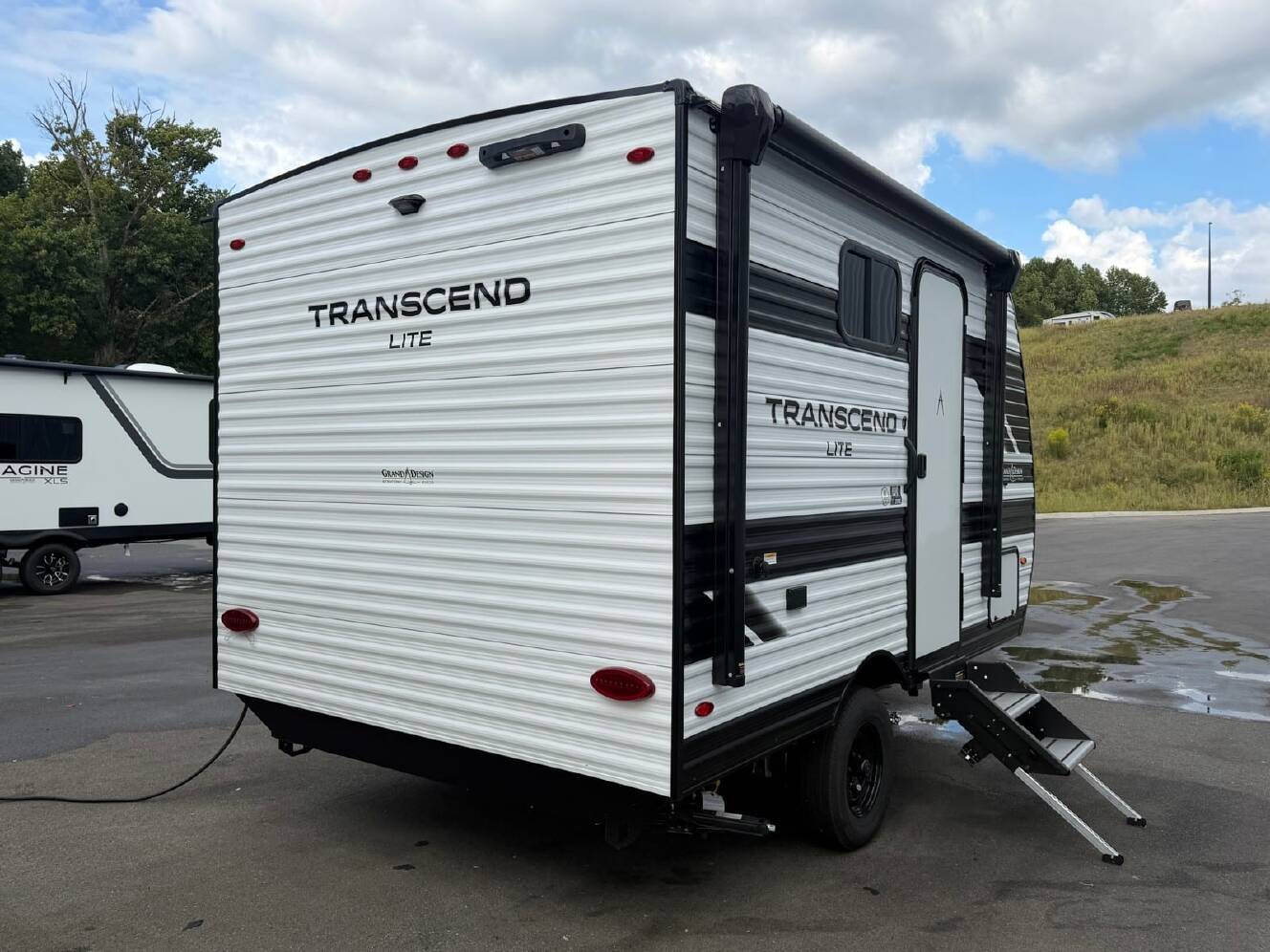 A photo of this 2027 Grand Design Transcend Lite 121RBL