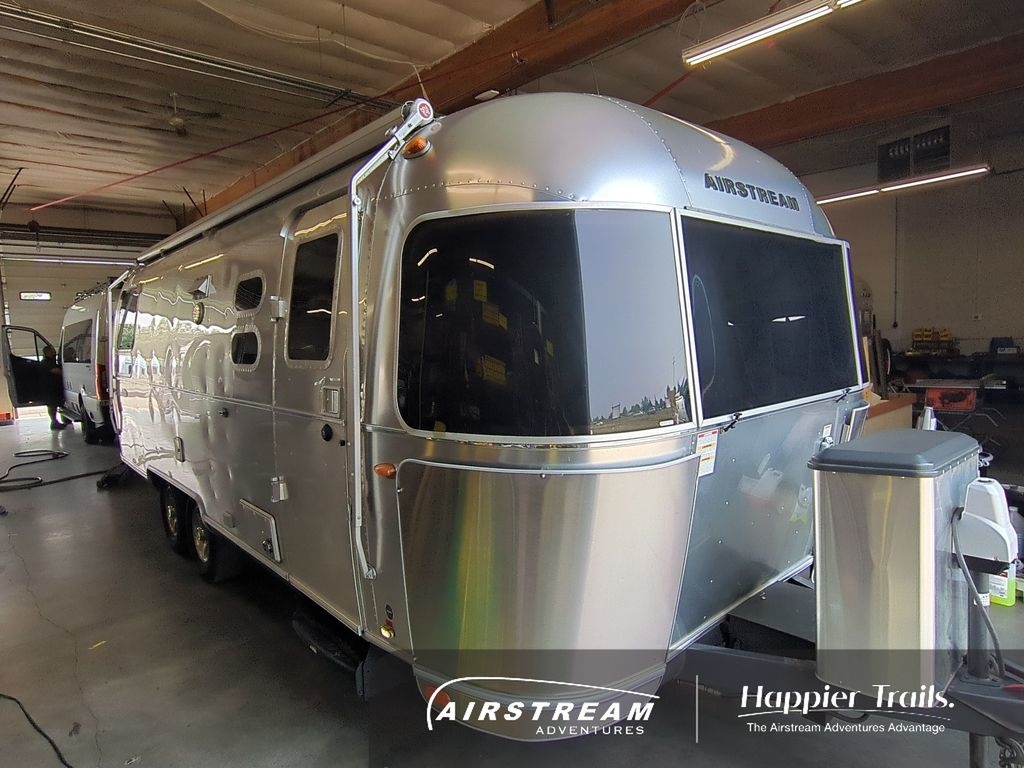 2016 Airstream Flying Cloud 25RB in spokane valley WA