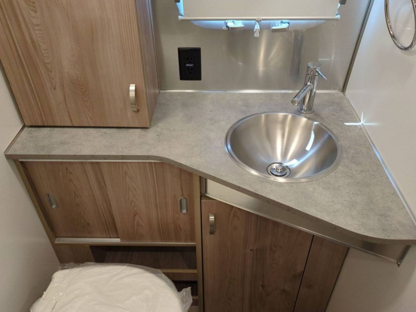 A photo of this 2027 Airstream Flying Cloud 25FB