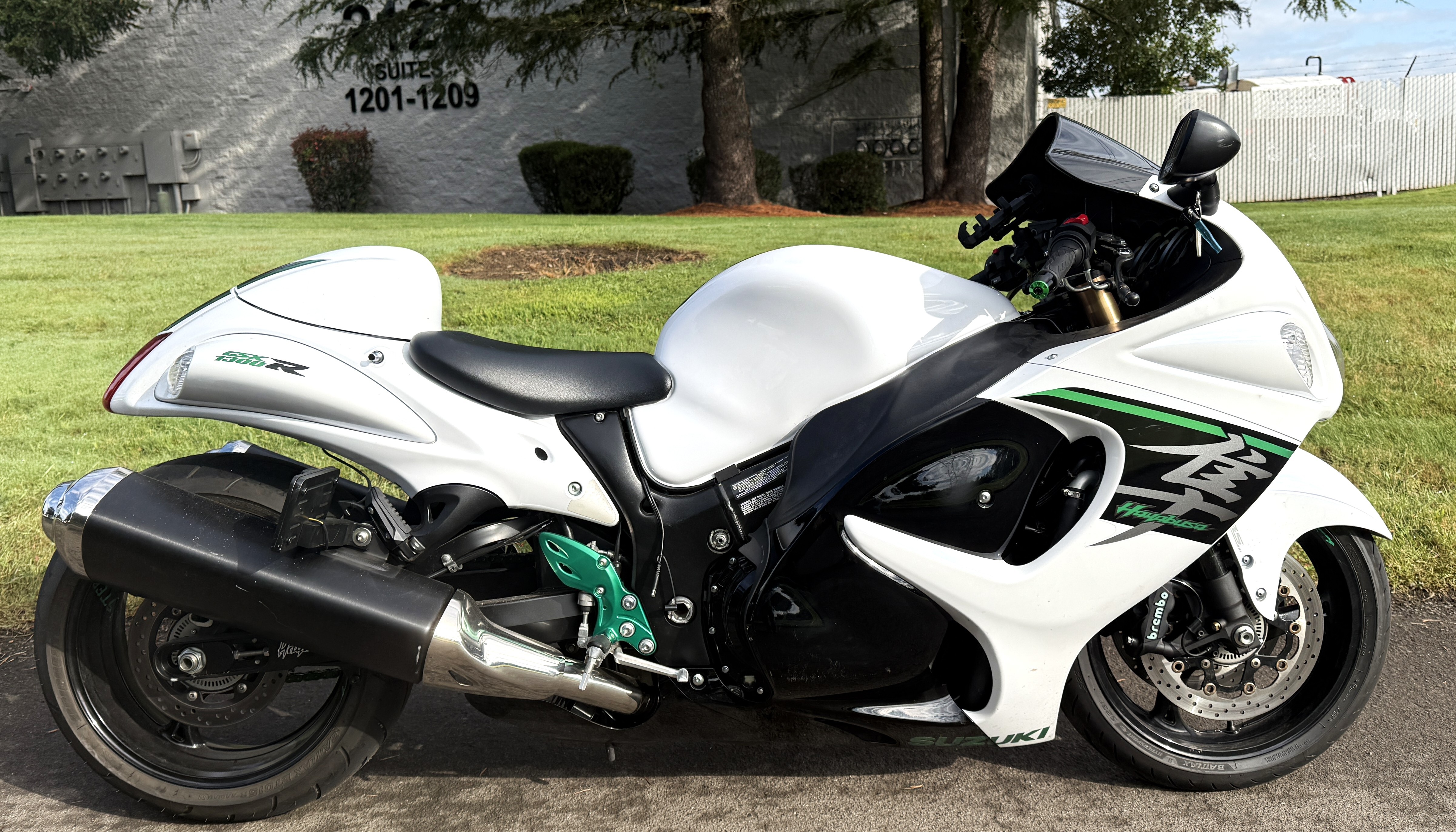 2017 Suzuki GSX 1300R 1300R in Hillsboro, OR