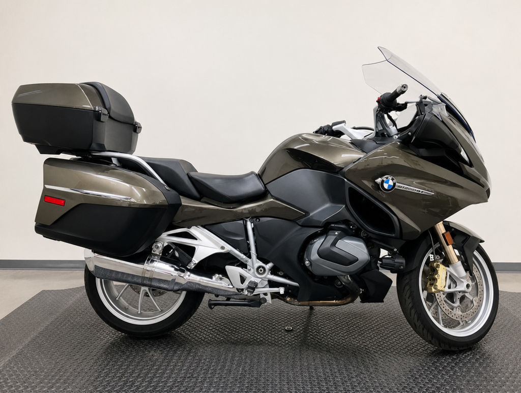 2021 BMW R 1250 RT Manhattan Metallic in Pompano Beach, FL