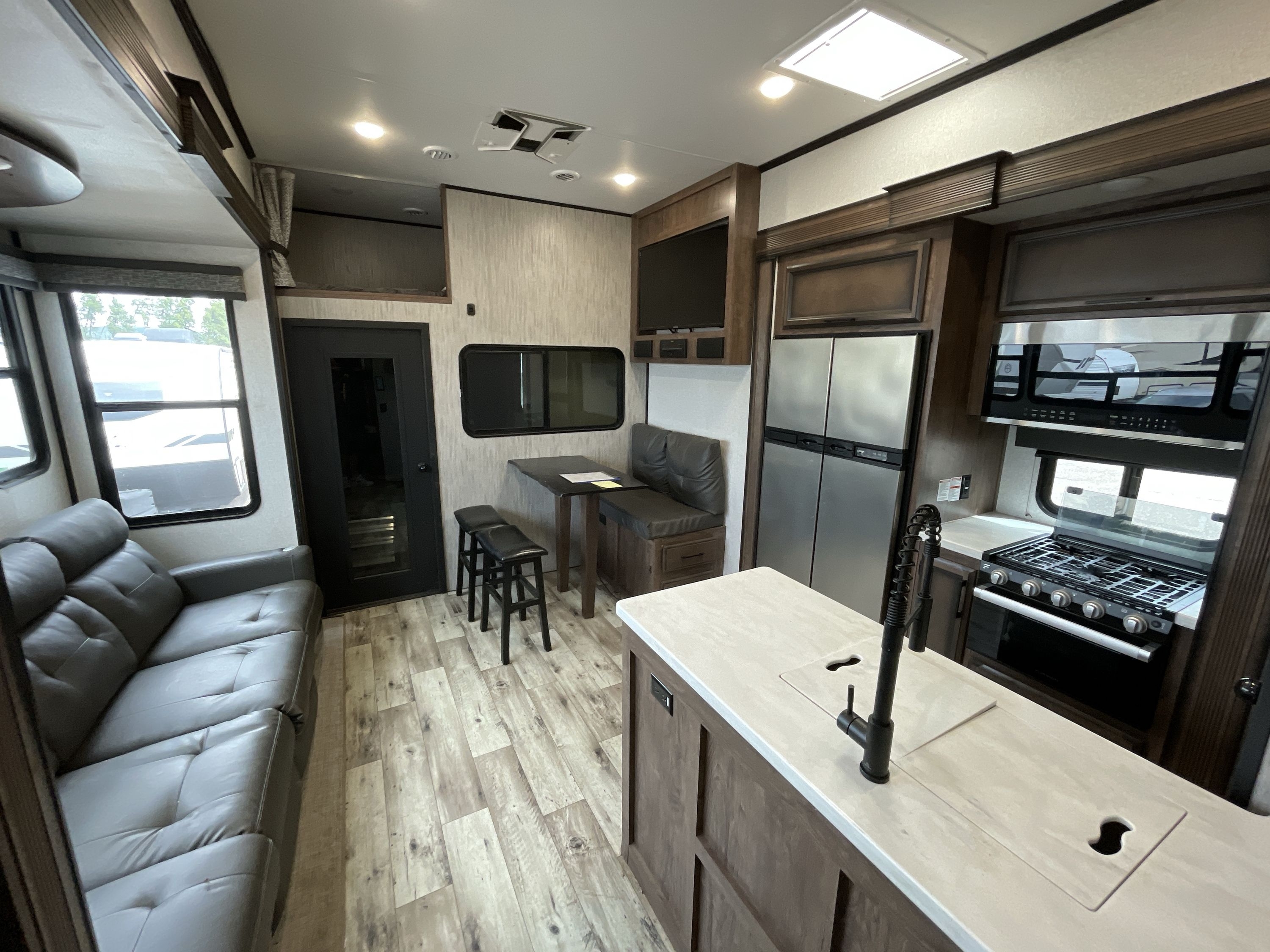 Used 2022 K-Z RV Venom V-Series 3916TK V3916TK For Sale in