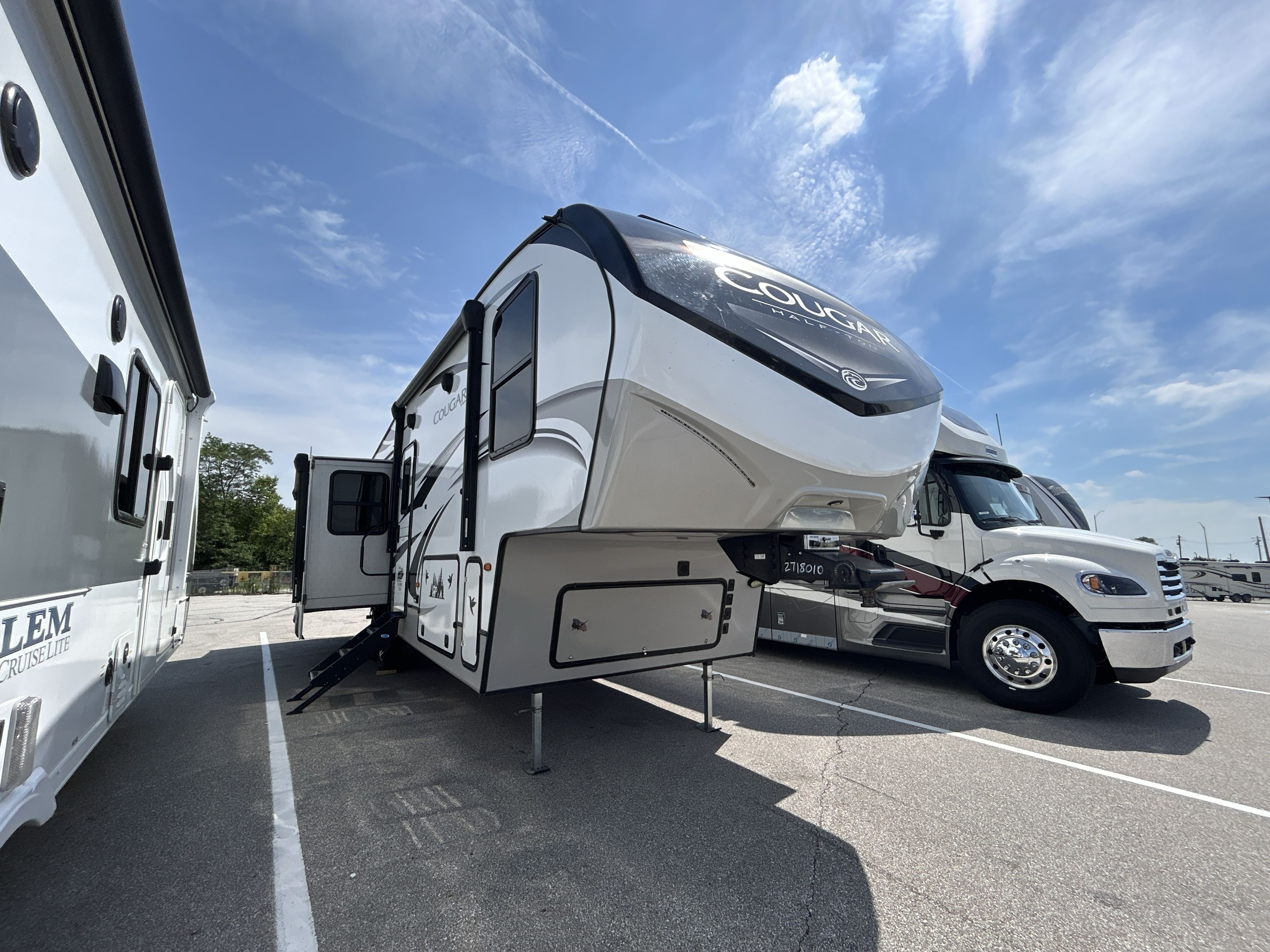 2020 Keystone COUGAR 30RLS in greenfield IN