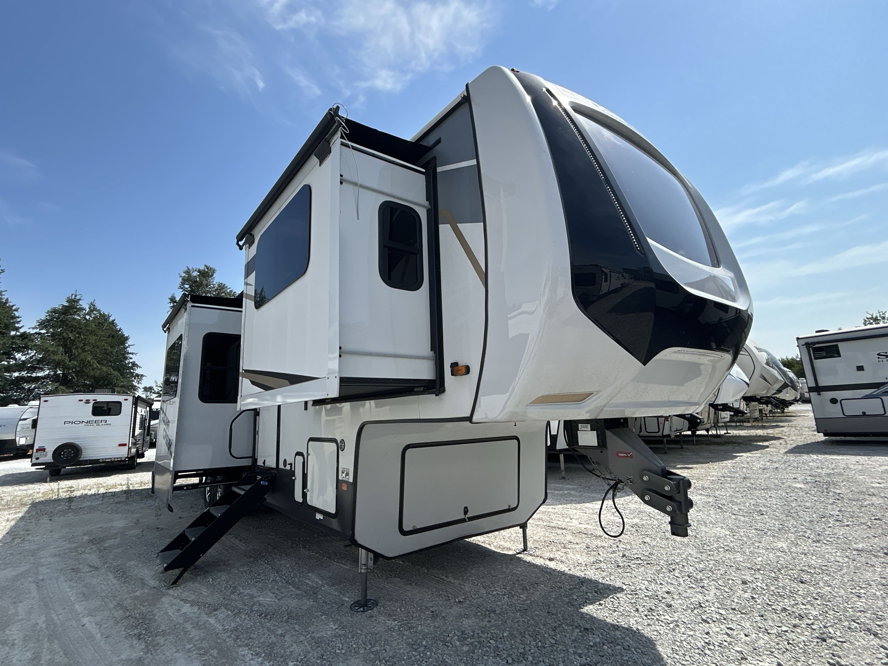 2021 Forest River CEDAR CREEK 371FL RV