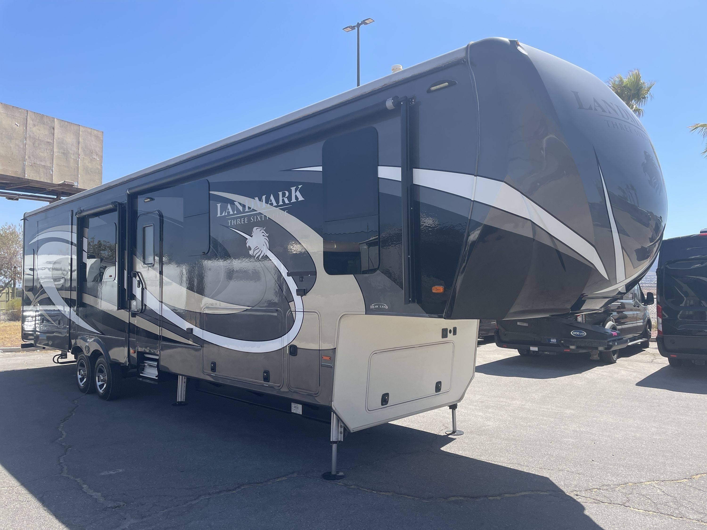 2017 Heartland LANDMARK CHARLESTON LM CHARLESTON in las vegas NV