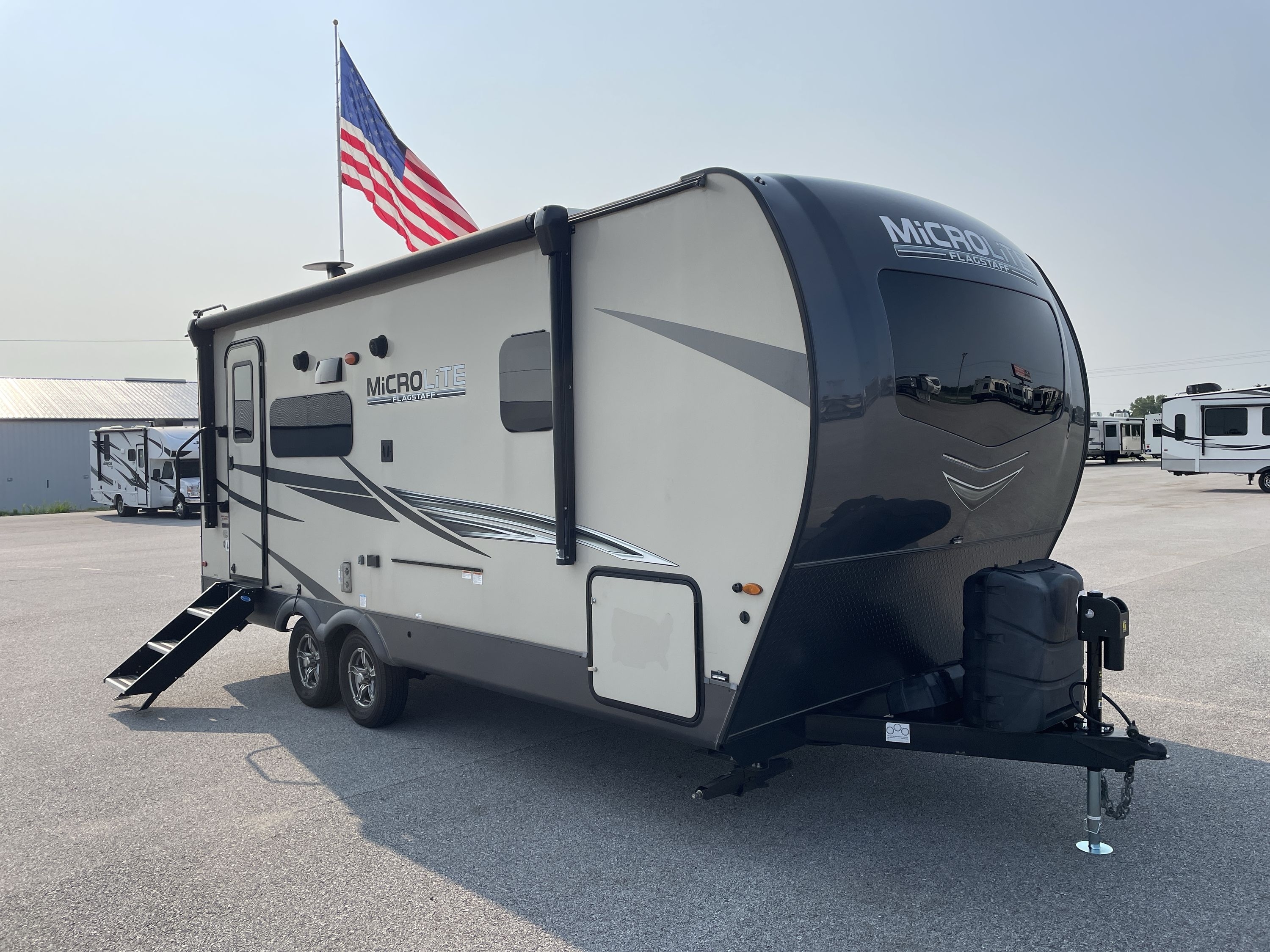 2022 Forest River FLAGSTAFF MICRO LITE 22FBS in davenport IA