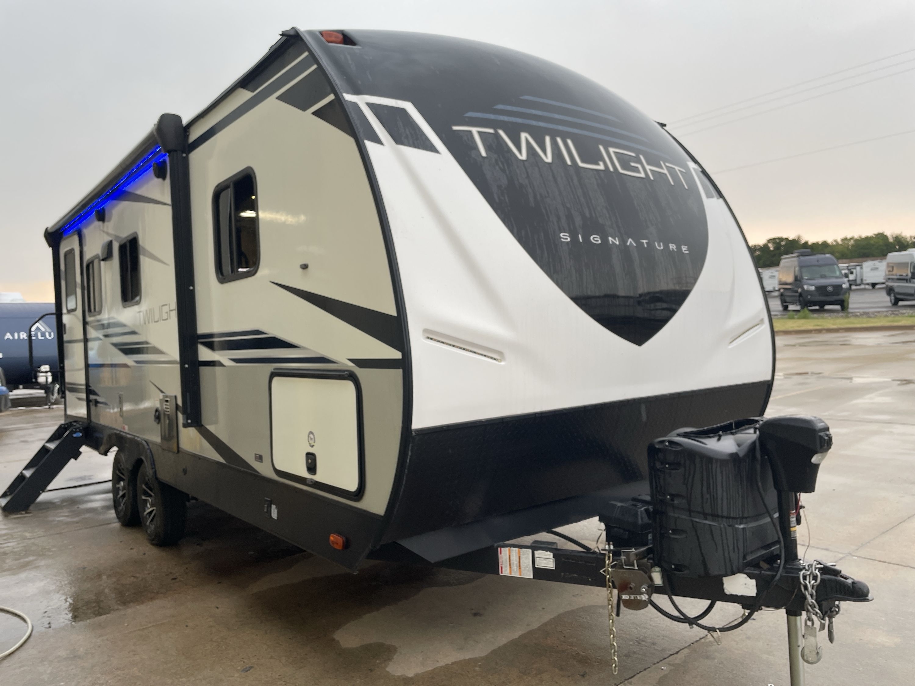 2022 Cruiser Rv TWILIGHT SIGNATURE 2100 RV