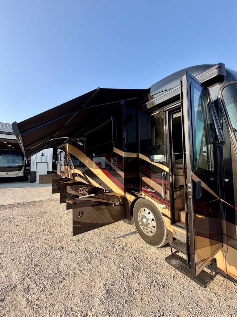 2016 Entegra Coach ANTHEM 44B in mannford OK