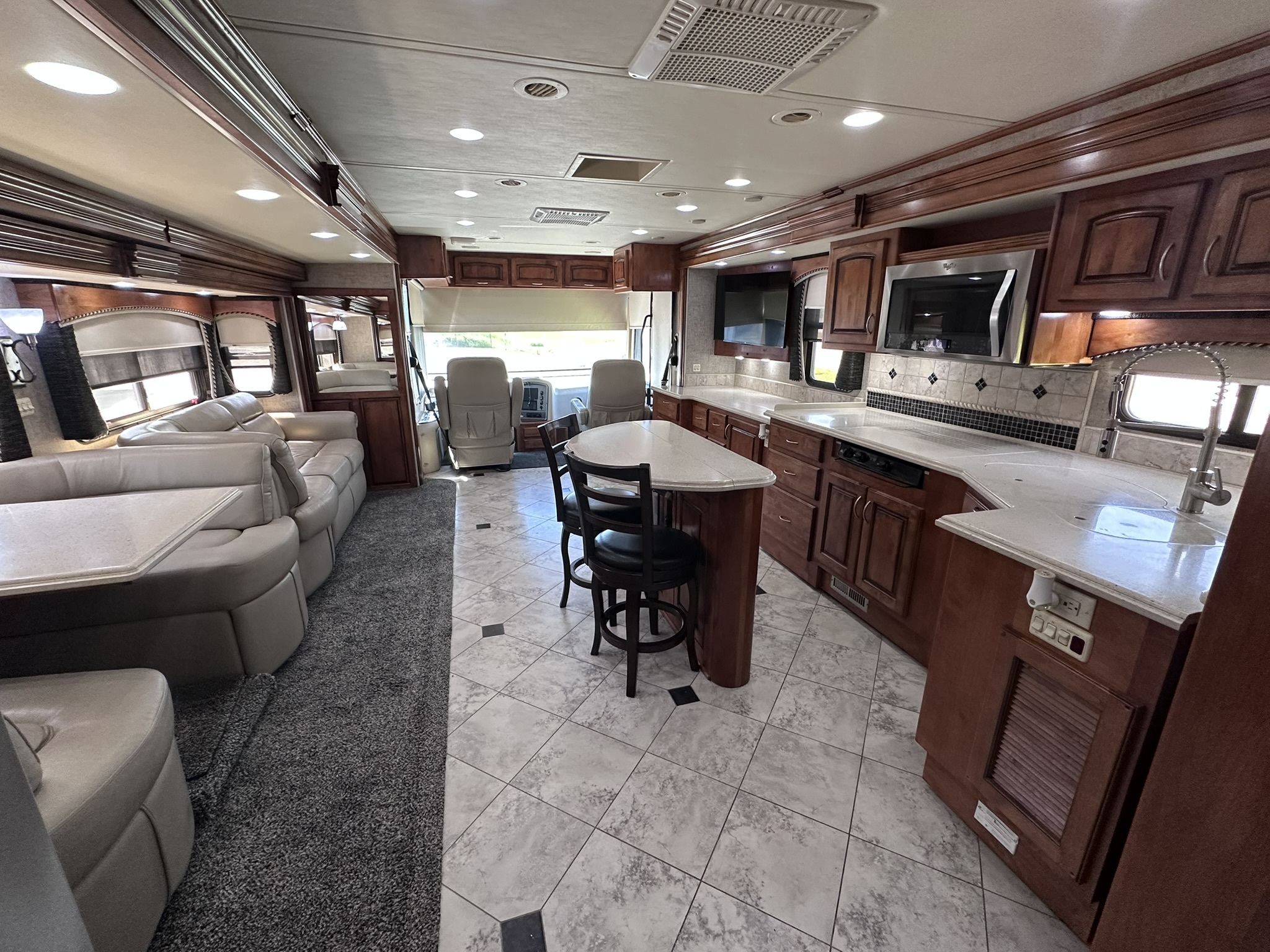 2011 Holiday Rambler ENDEAVOR SERIES M-43PDS 425HP CUMMINS in lake wales FL