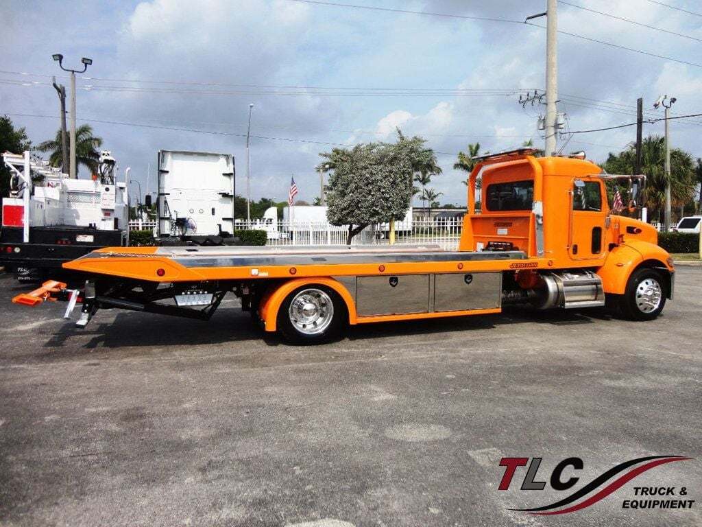 2020 PETERBILT 337 in Pompano Beach, FL