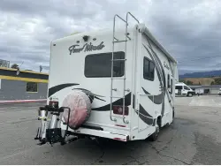 2018 THOR MOTOR COACH FOUR WINDS 22E