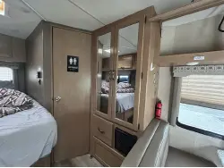 2018 THOR MOTOR COACH FOUR WINDS 22E