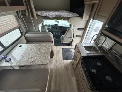 2018 THOR MOTOR COACH FOUR WINDS 22E