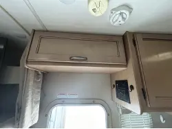 2018 THOR MOTOR COACH FOUR WINDS 22E
