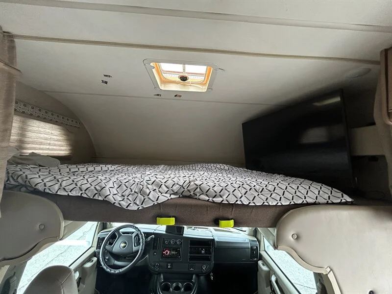 2018 THOR MOTOR COACH FOUR WINDS 22E
