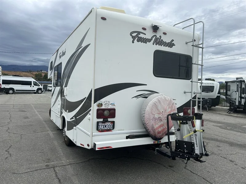 2018 THOR MOTOR COACH FOUR WINDS 22E