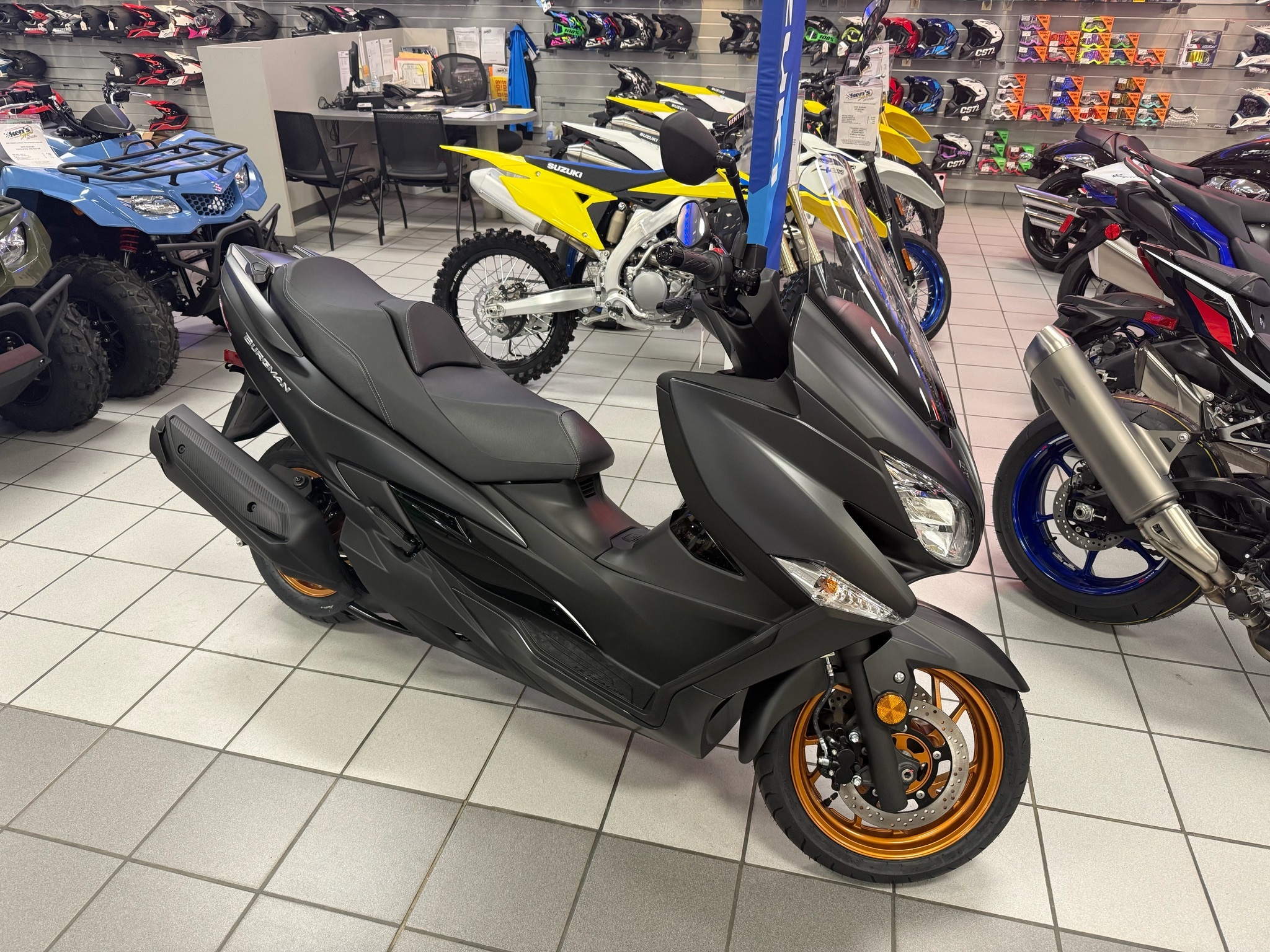2027 Suzuki Burgman 400 400 in Kaukauna, WI