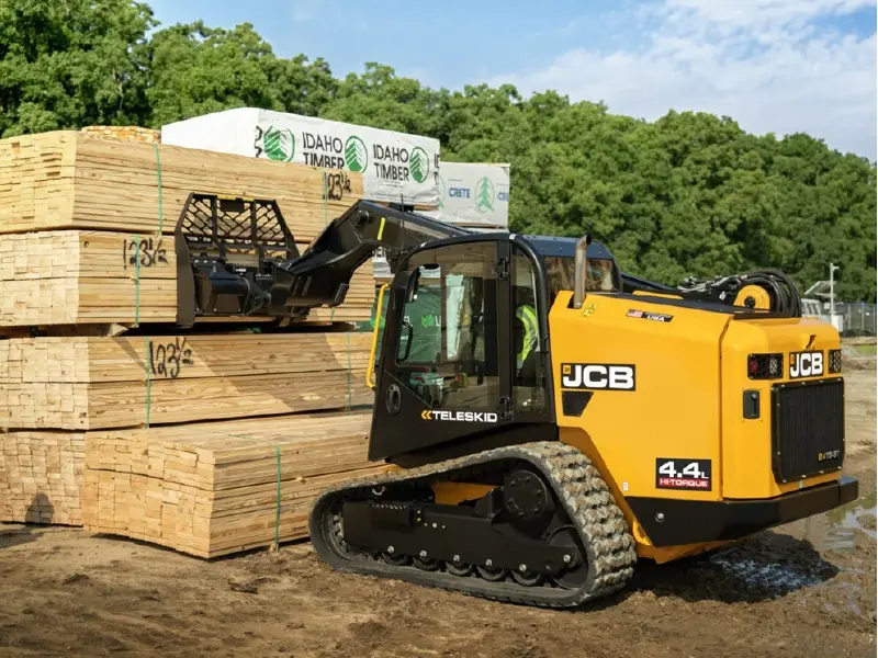 JCB 4TS-8T